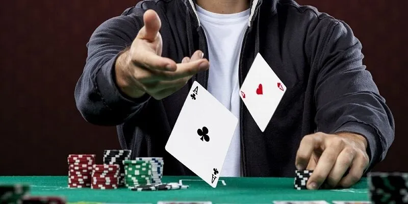 Bật mí 5+ mẹo đánh Liêng cực hay cho bạc thủ